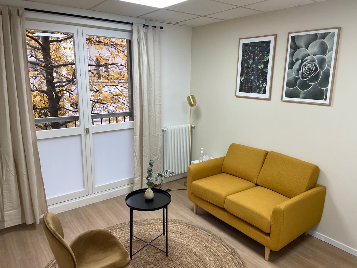 Salle d’attente du centre WeKare Abbé Groult, Paris 15e