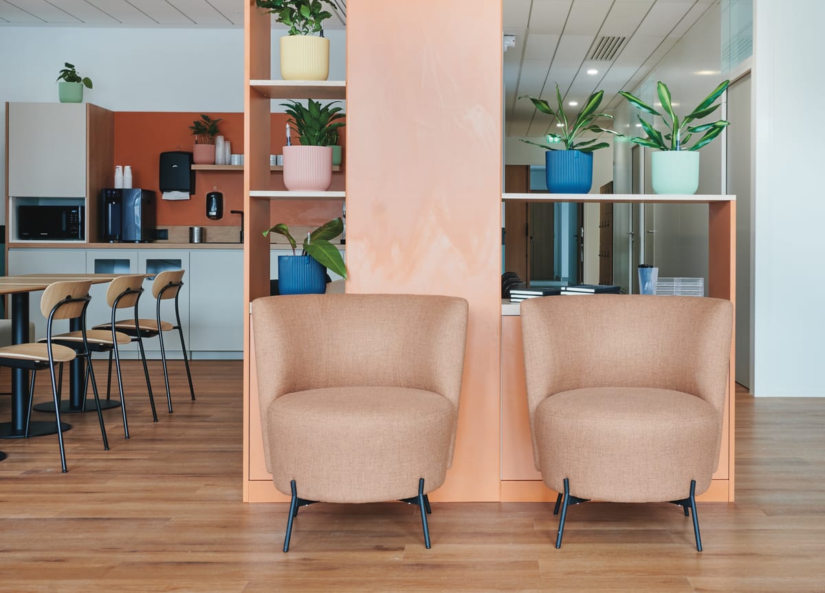 Salle d’attente partagée d’un centre WeKare à Paris